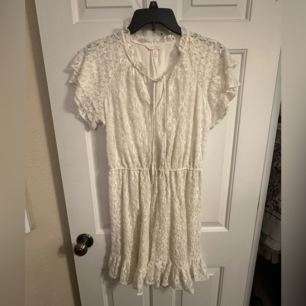 White Lace Short Sleeve Dress